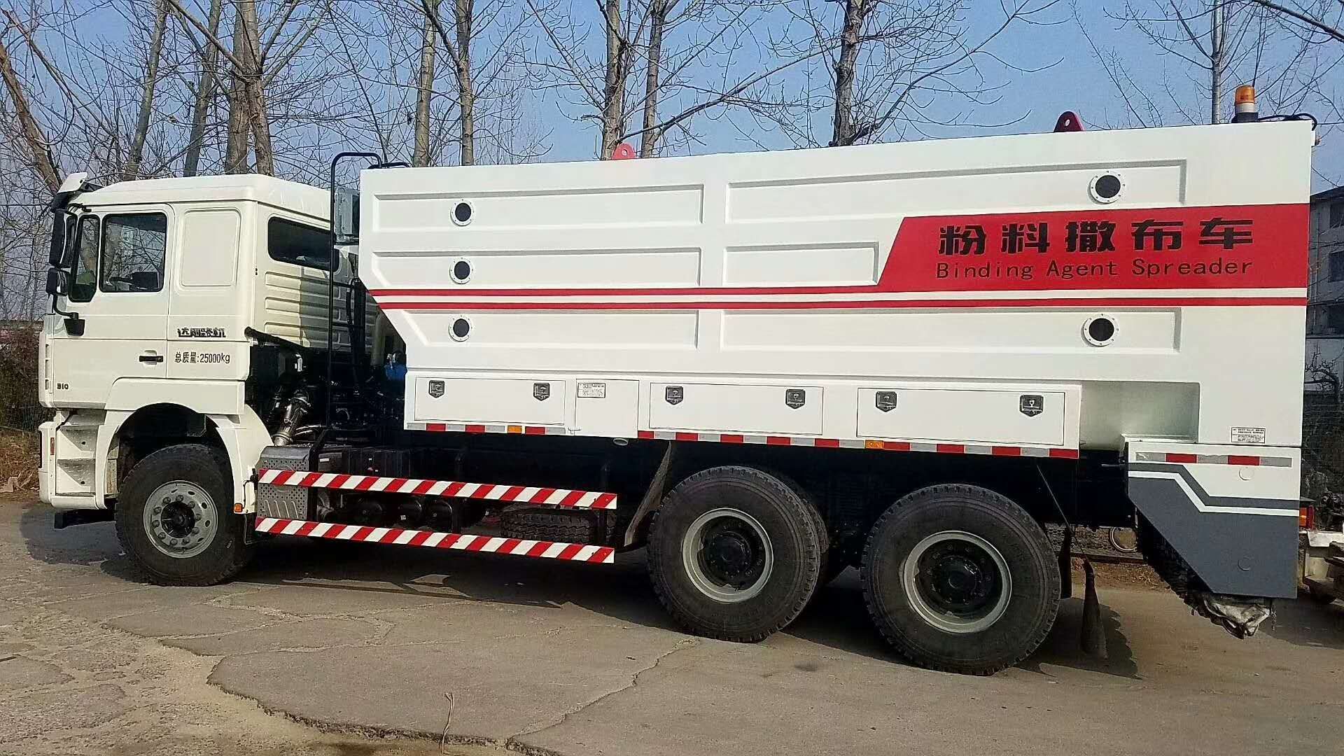 水泥撒布車(chē)出料不均的處理方法和五大應(yīng)用！